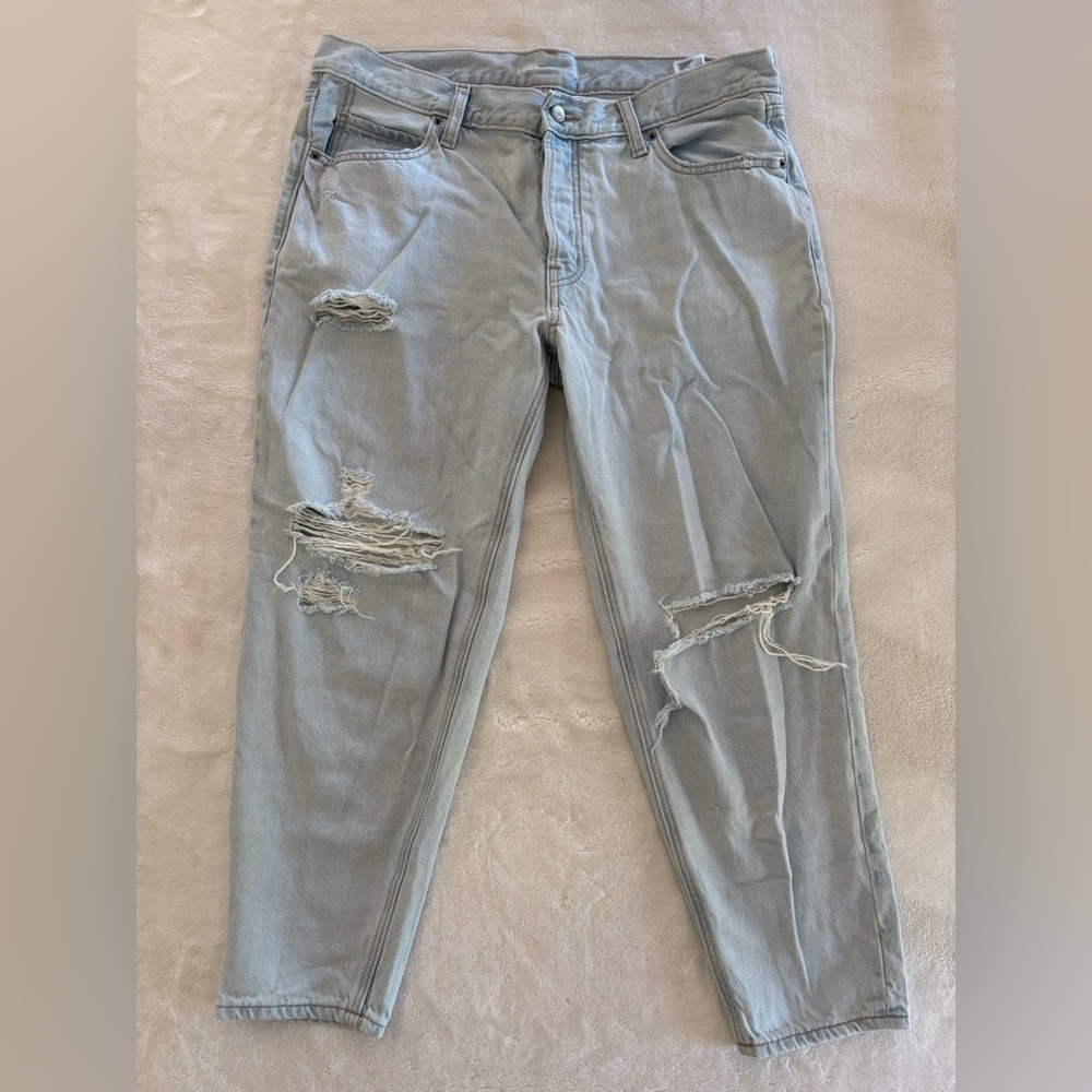 Old Navy | 12 | Mid Rise Button Fly Slouchy Taper Cropped Non Stretch Light Wash